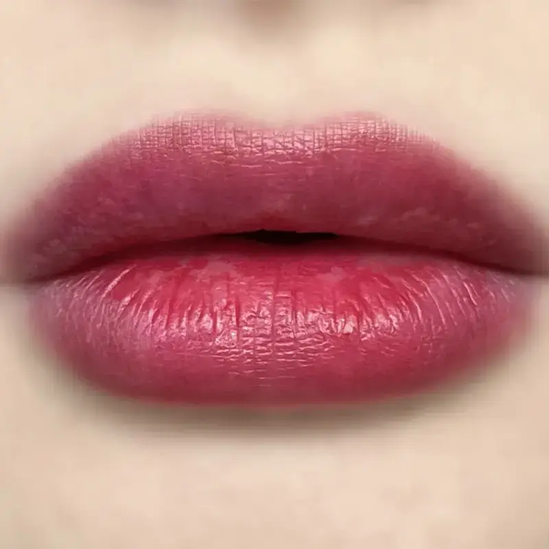 Губы с тинтом IMAN OF NOBLE