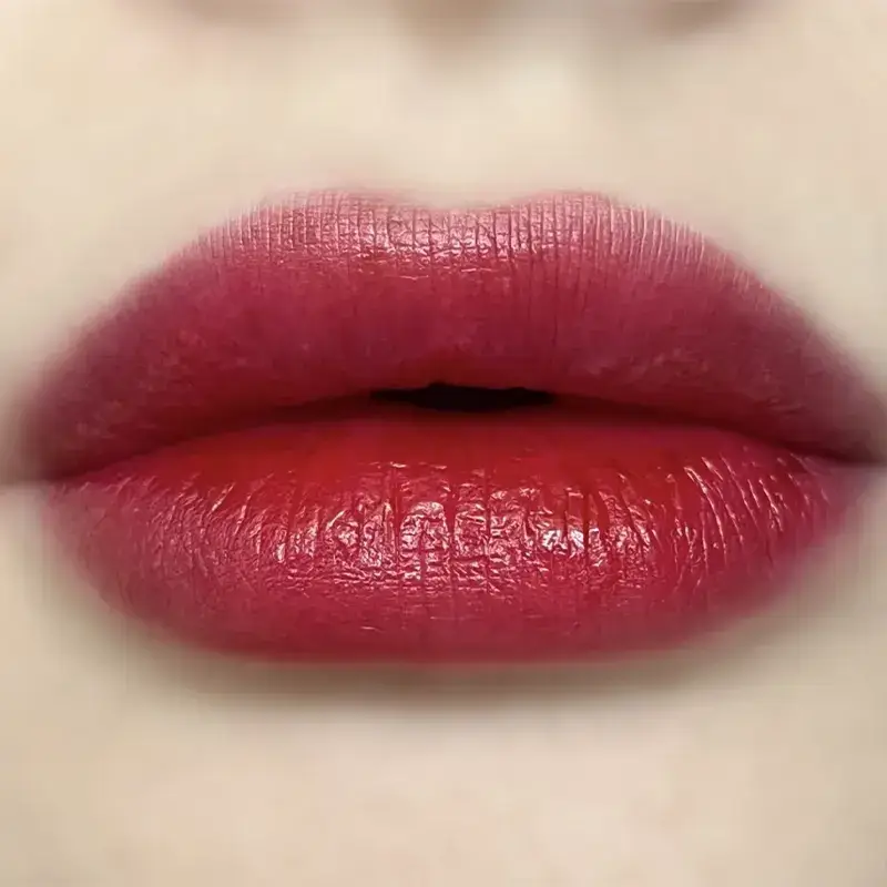 Губы с тинтом IMAN OF NOBLE