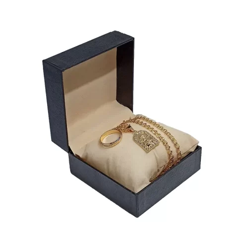 Кулон с иконой Матроны Московской и кольцо в подарочной упаковке вид сбоку