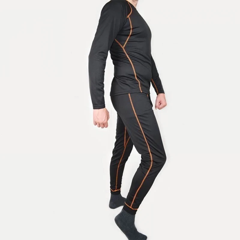 Термобельё Norfin Thermo Line 2 на мужчине сбоку