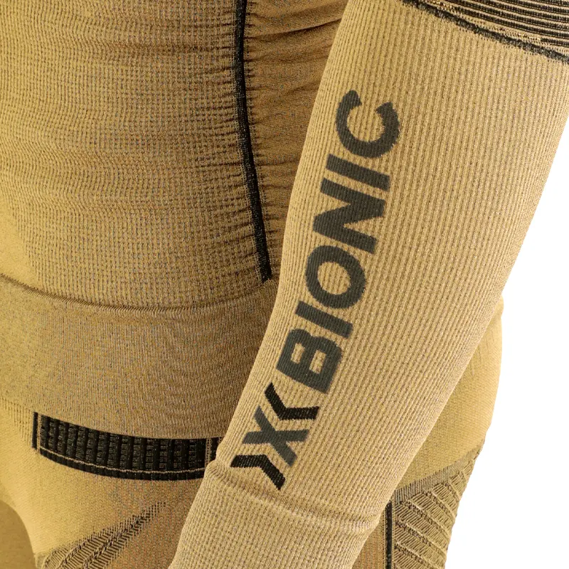 Комплект термобелья X-Bionic Radiactor логотип на рукаве